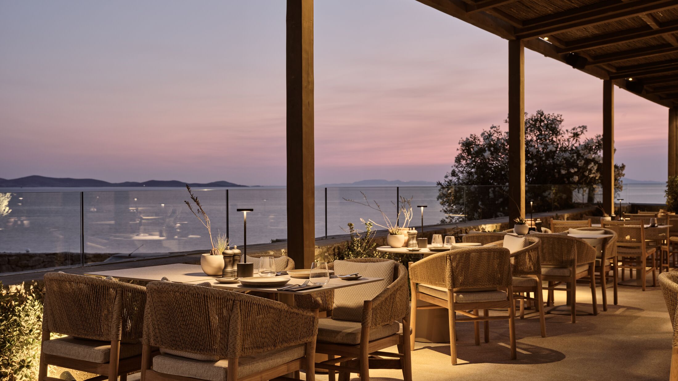 Domes-Noruz-Mykonos-2024-Topos-Restaurant-009-121894-Hybris