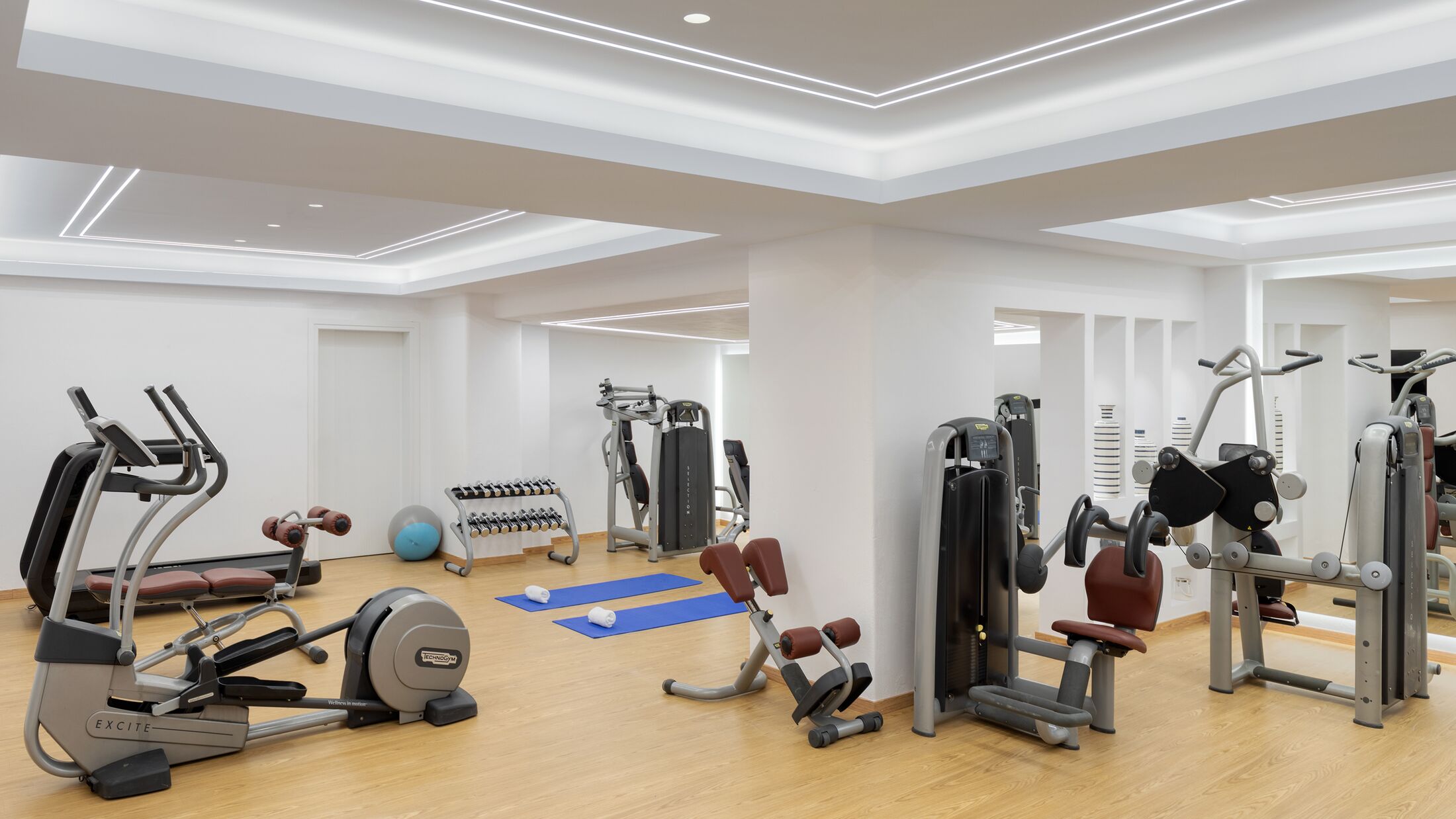 Mykonos-Grand-2022-Fitness-Centre-001-121809-Hybris