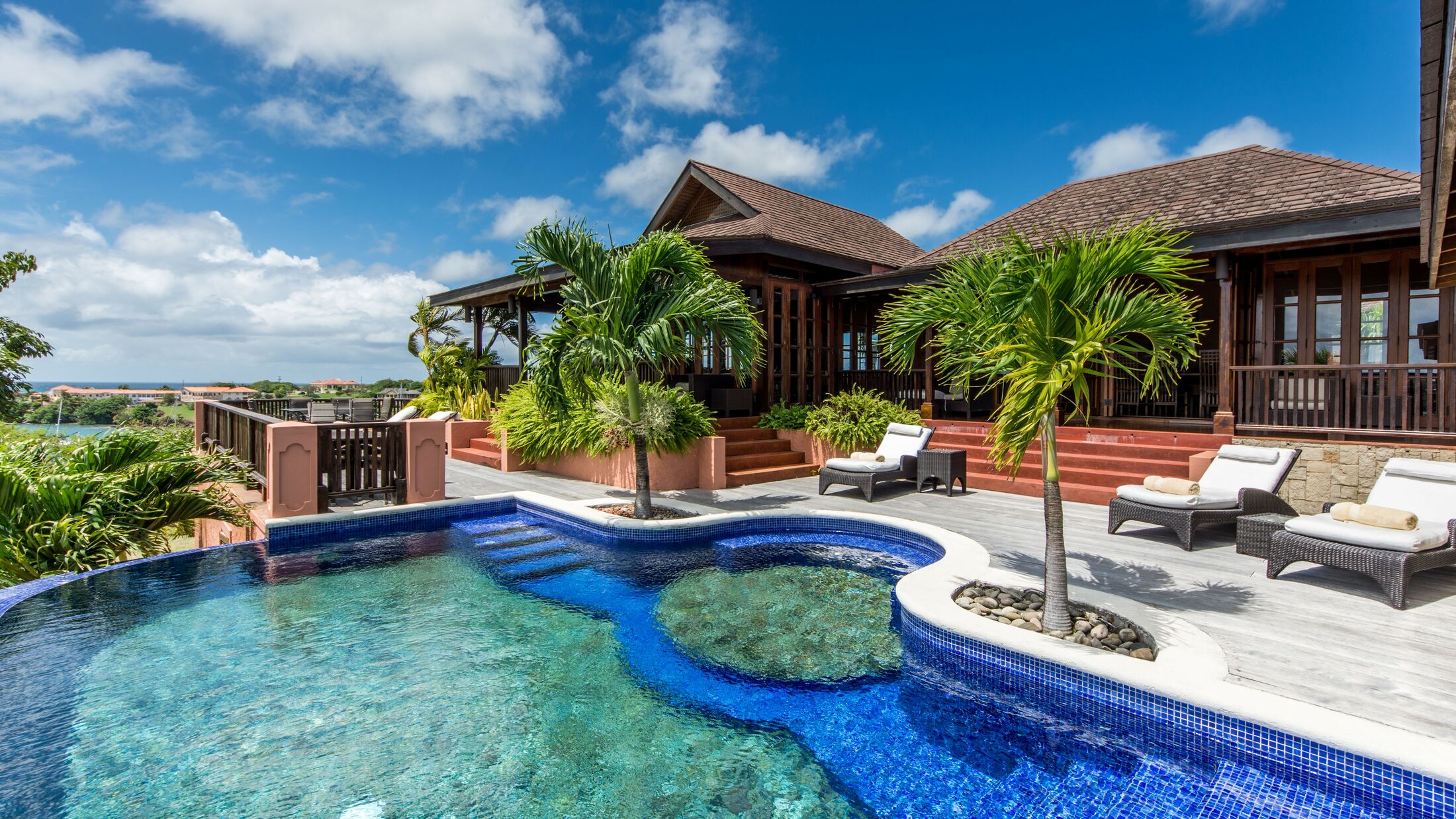 Calabash Swimmin Pool_003-Hybris