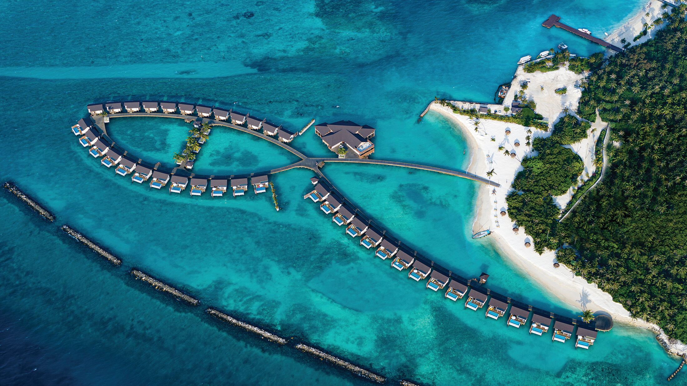 119967_ATMOSPHERE KANIFUSHI MALDIVES - AERIALS AND GENERIC - Water Villa Jetty Aerial 02 - 02_2020-Hybris