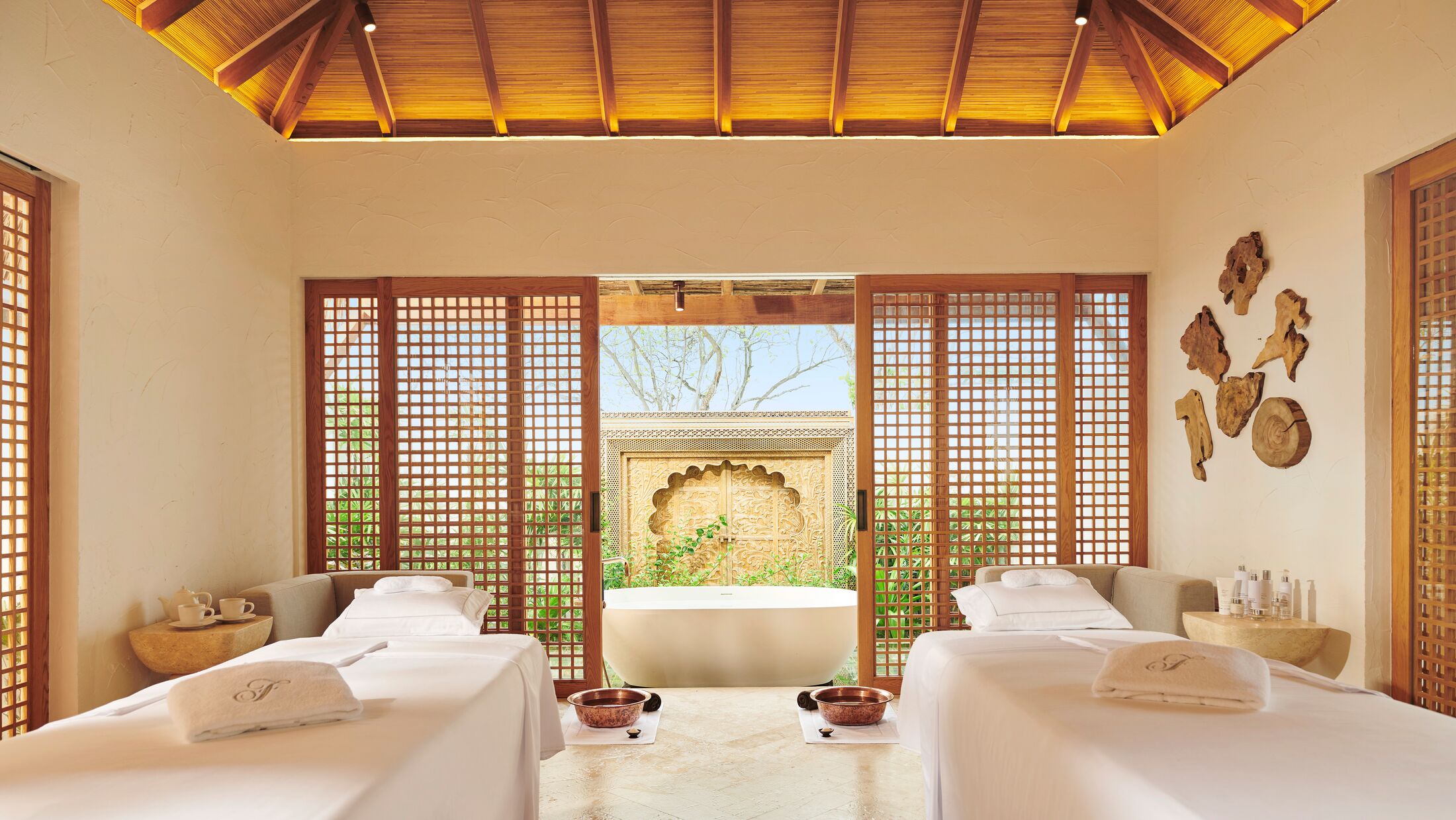 Fairmont-Maldives-2023-Willow-Stream-Spa-002-121338-Hybris