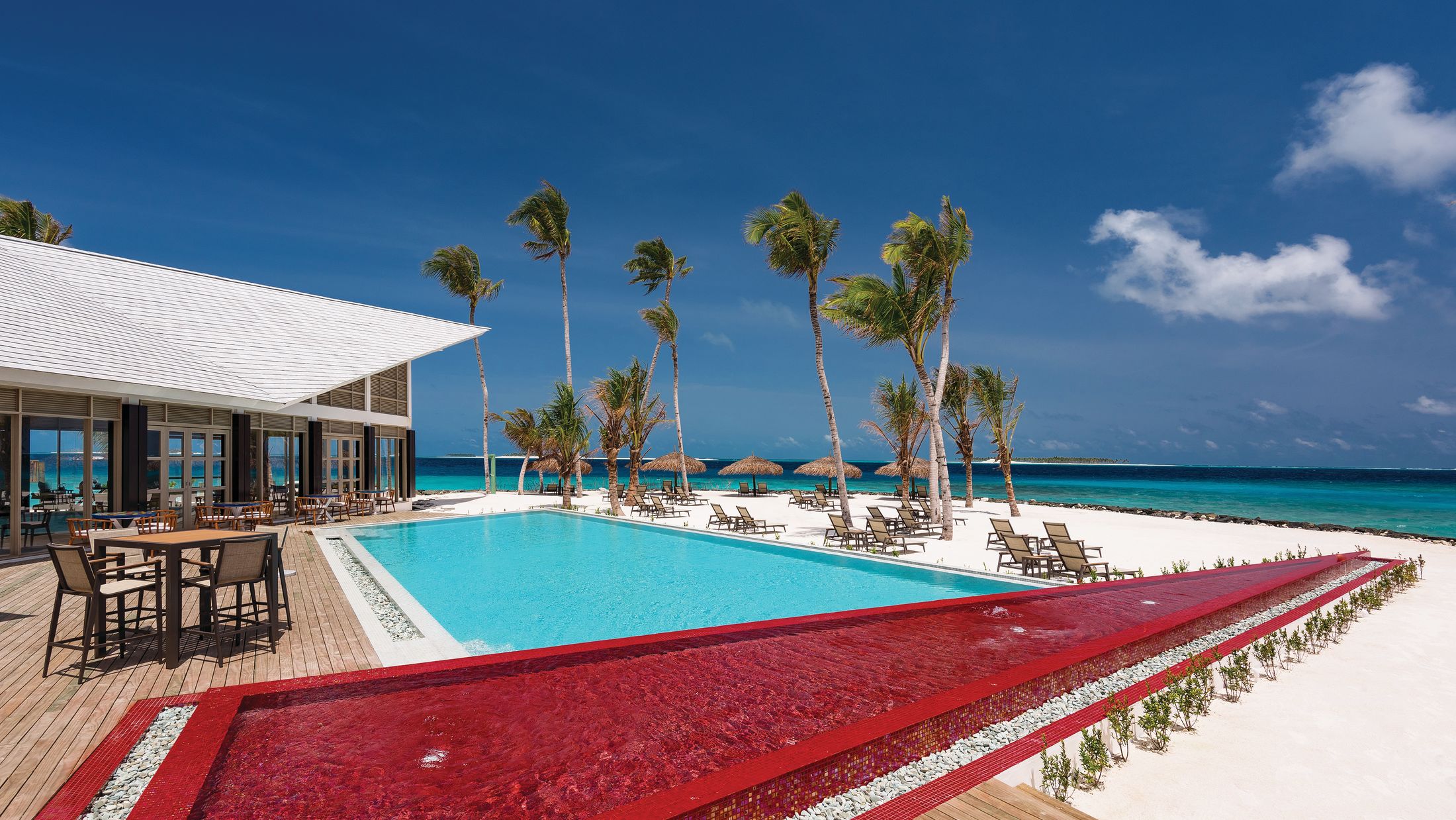 120975-One-Banyan-Pool-001-Hybris