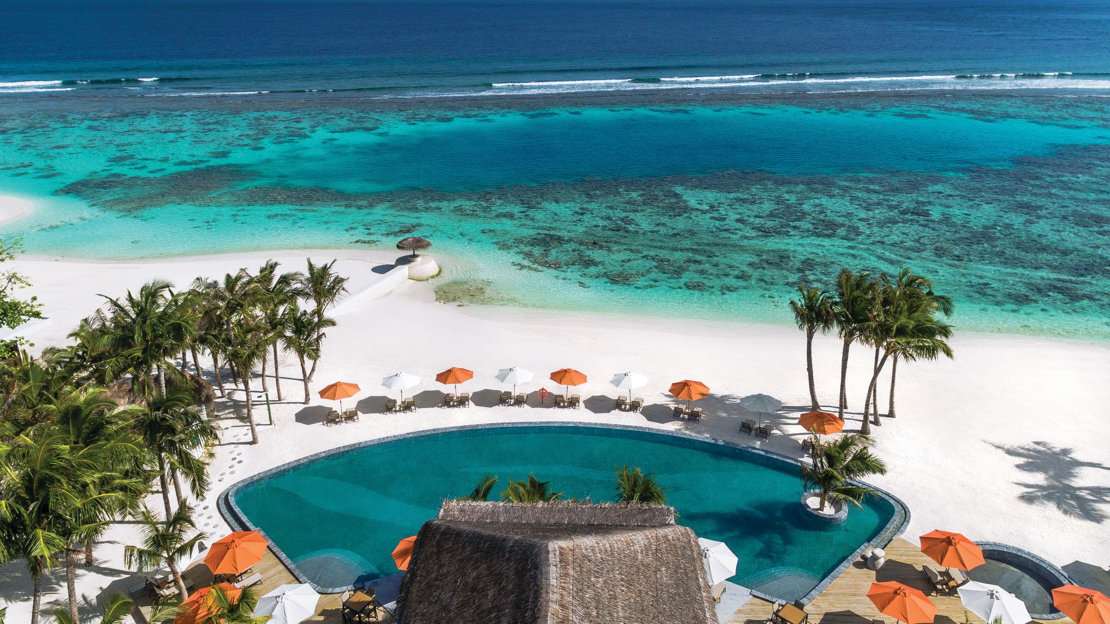 120975-The-Sangs-Poolside-Aerial-View-001-Hybris