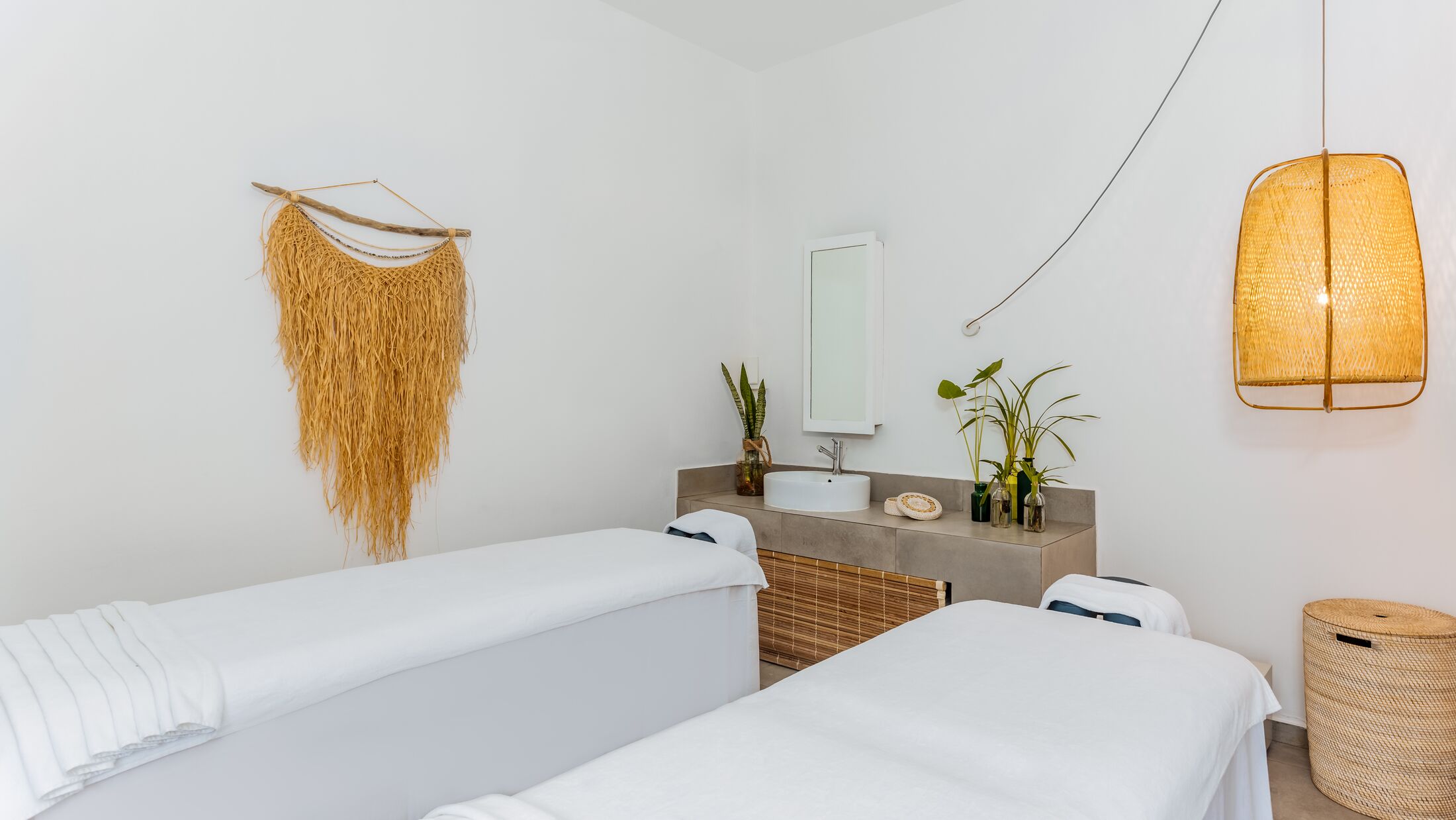 Lagoon-Attitude-2024-La-Poz-Spa-001-121633-Hybris