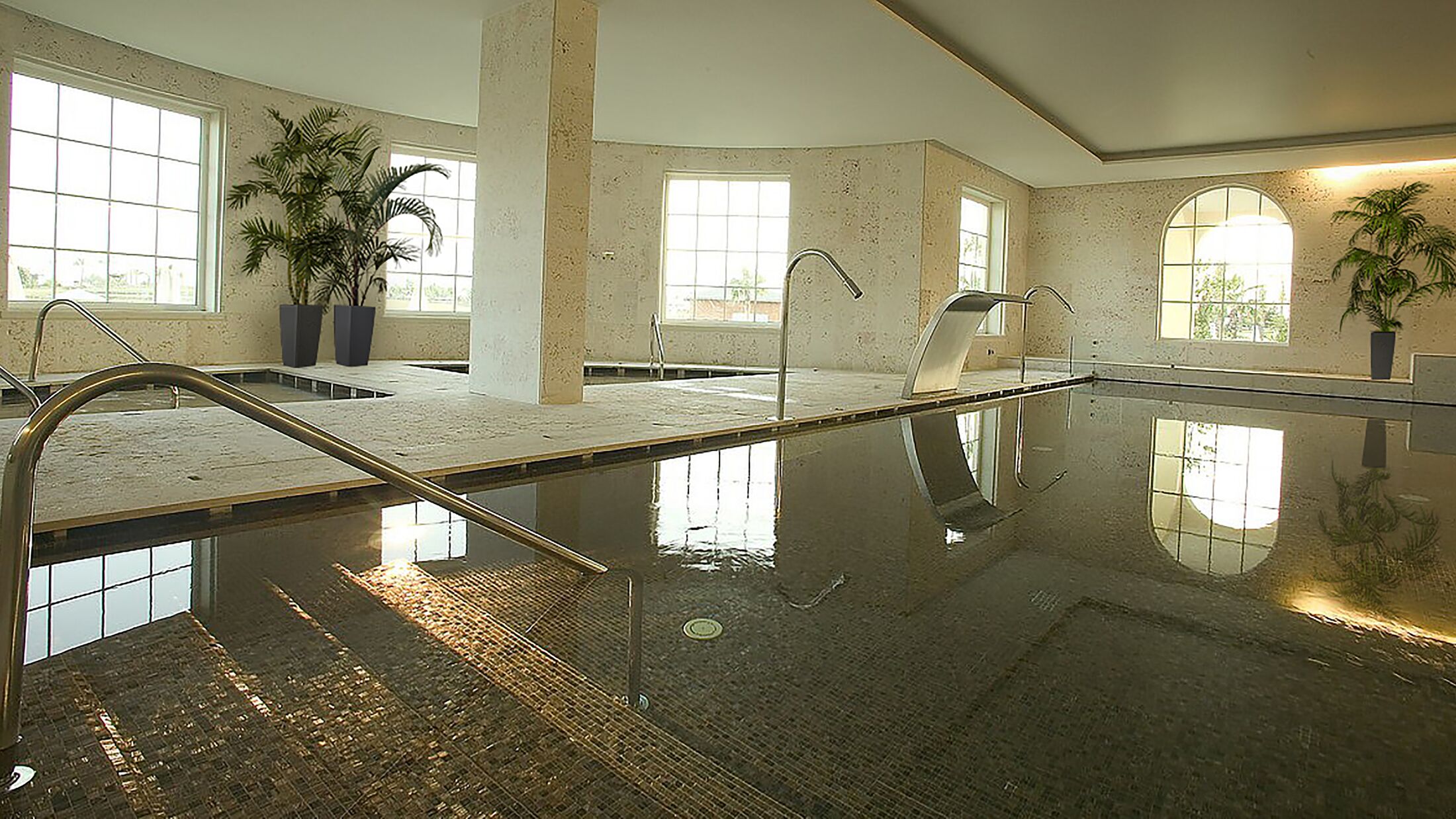 Domes-Lake-2022-Soma-Spa-Pool-002-114379-Hybris