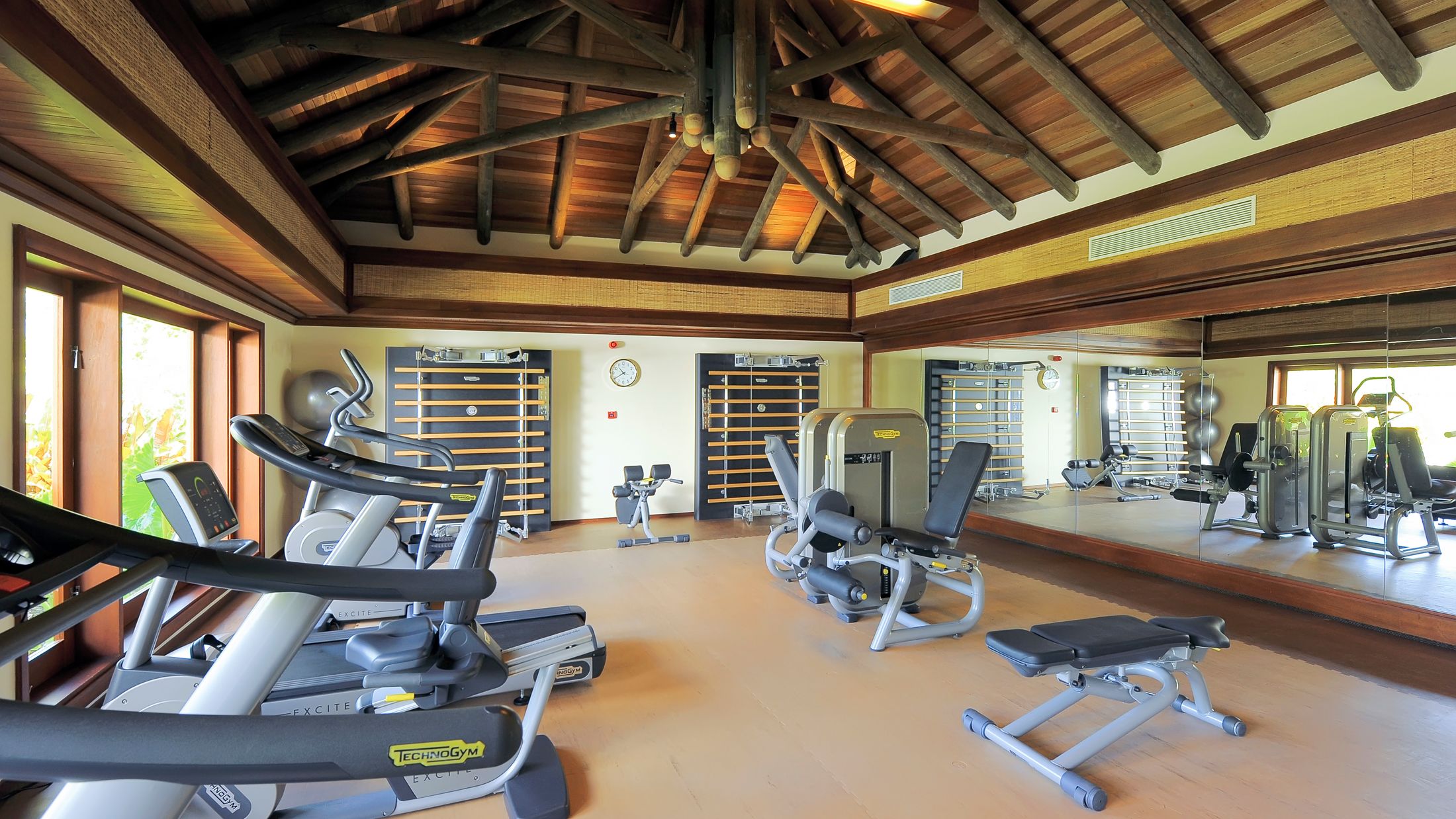 118603 Fitness Center 001.jpg-Hybris