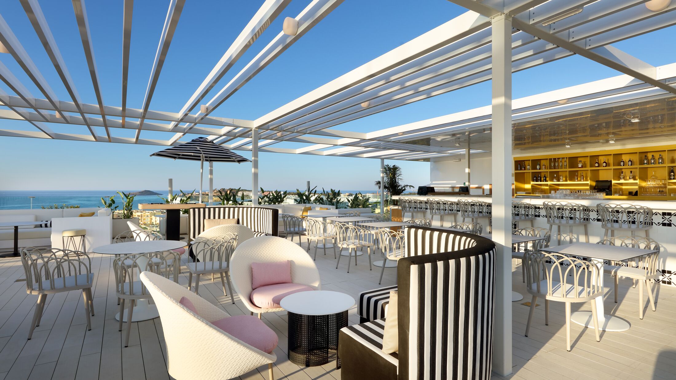 Bless-Ibiza-2022-Epic-Lounge-Restaurant-005-121844-Hybris