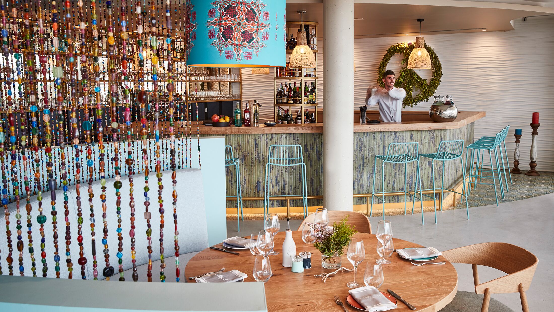 Seven-Pines-2022-Cone-Club-Bar-Restaurant-002-120847-Hybris