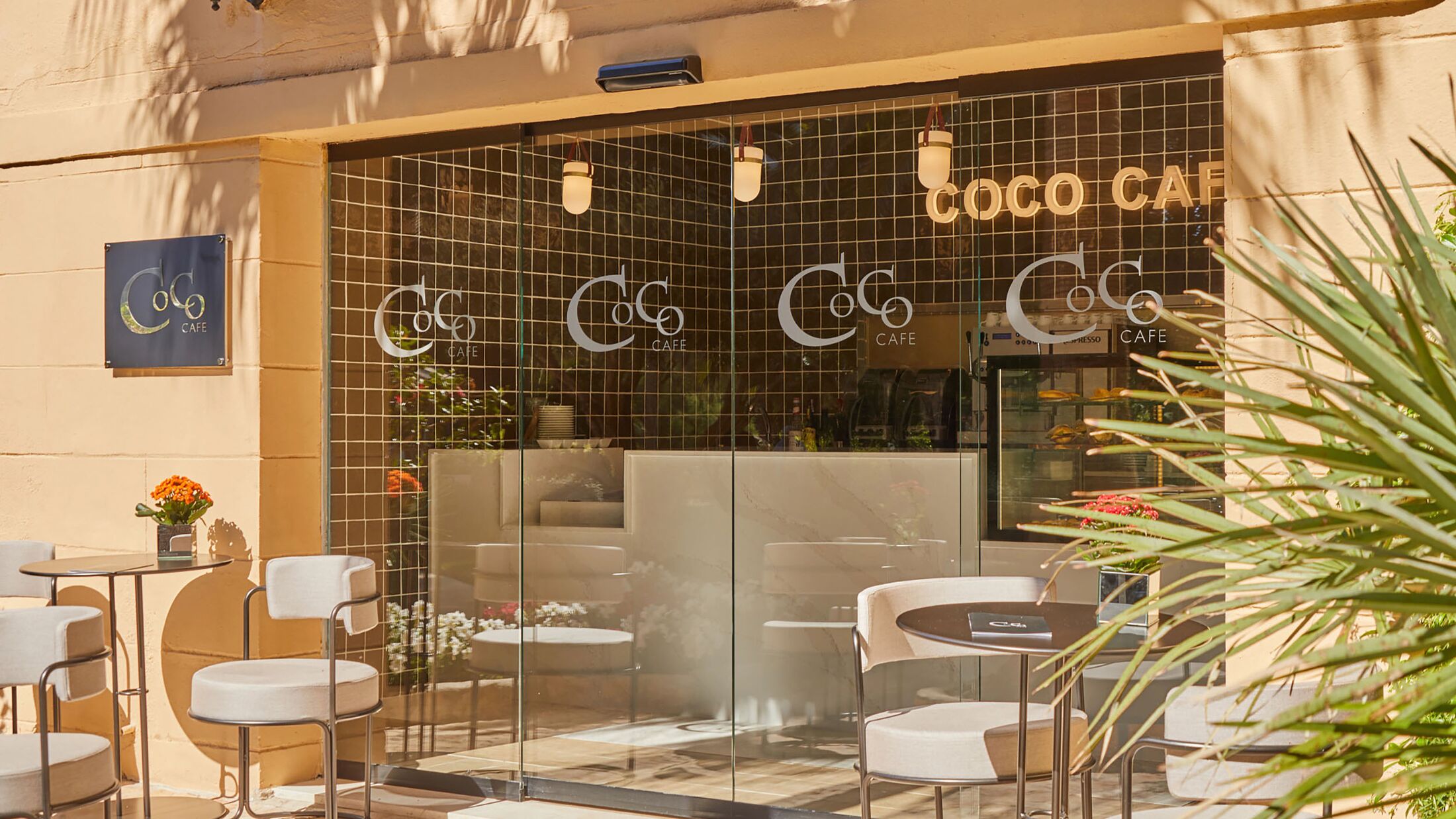 Secrets-Villamil-2022-Coco-Cafe-003-121828-Hybris