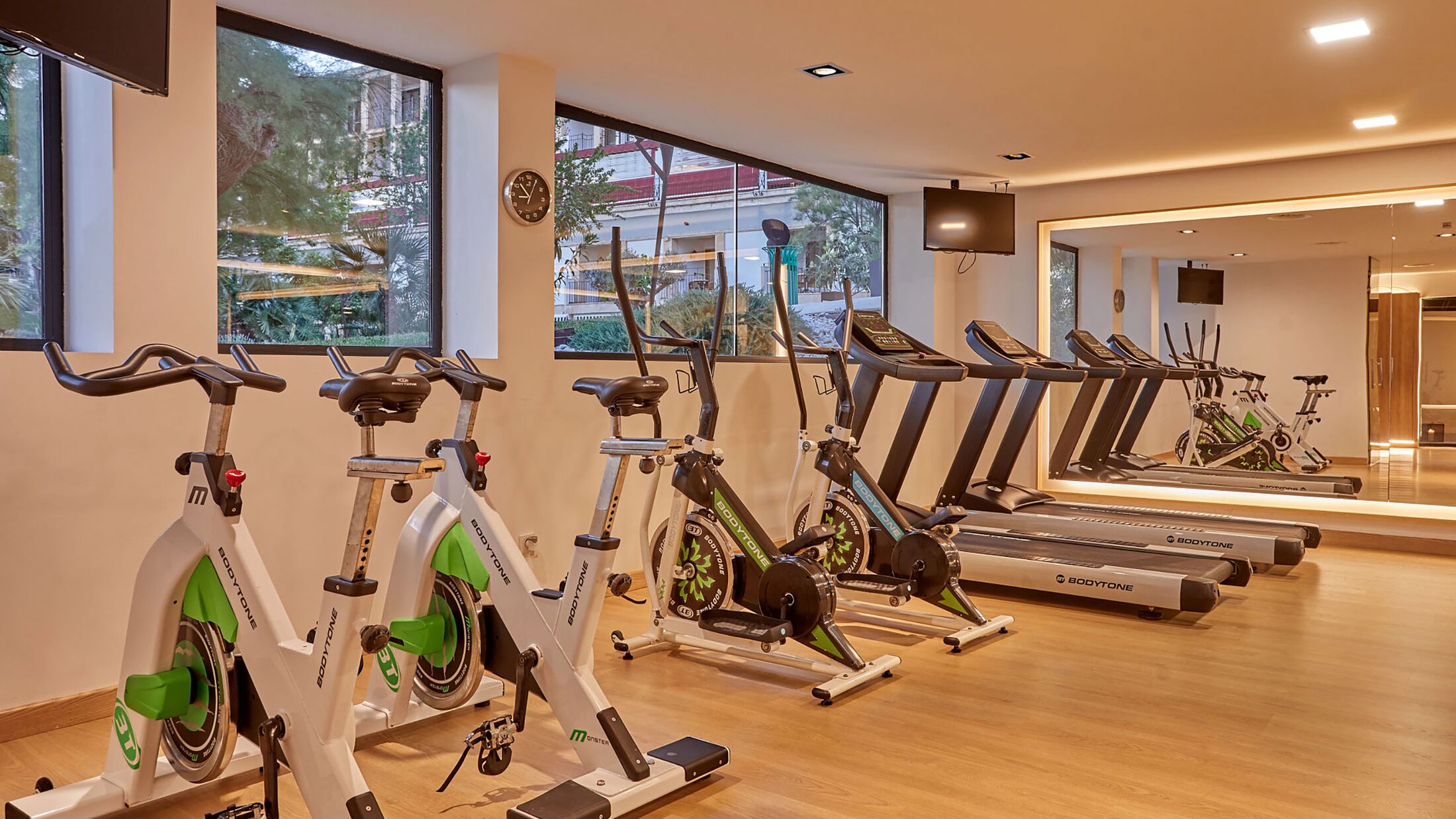 Secrets-Villamil-2022-Fitness-Centre-001-121828-Hybris