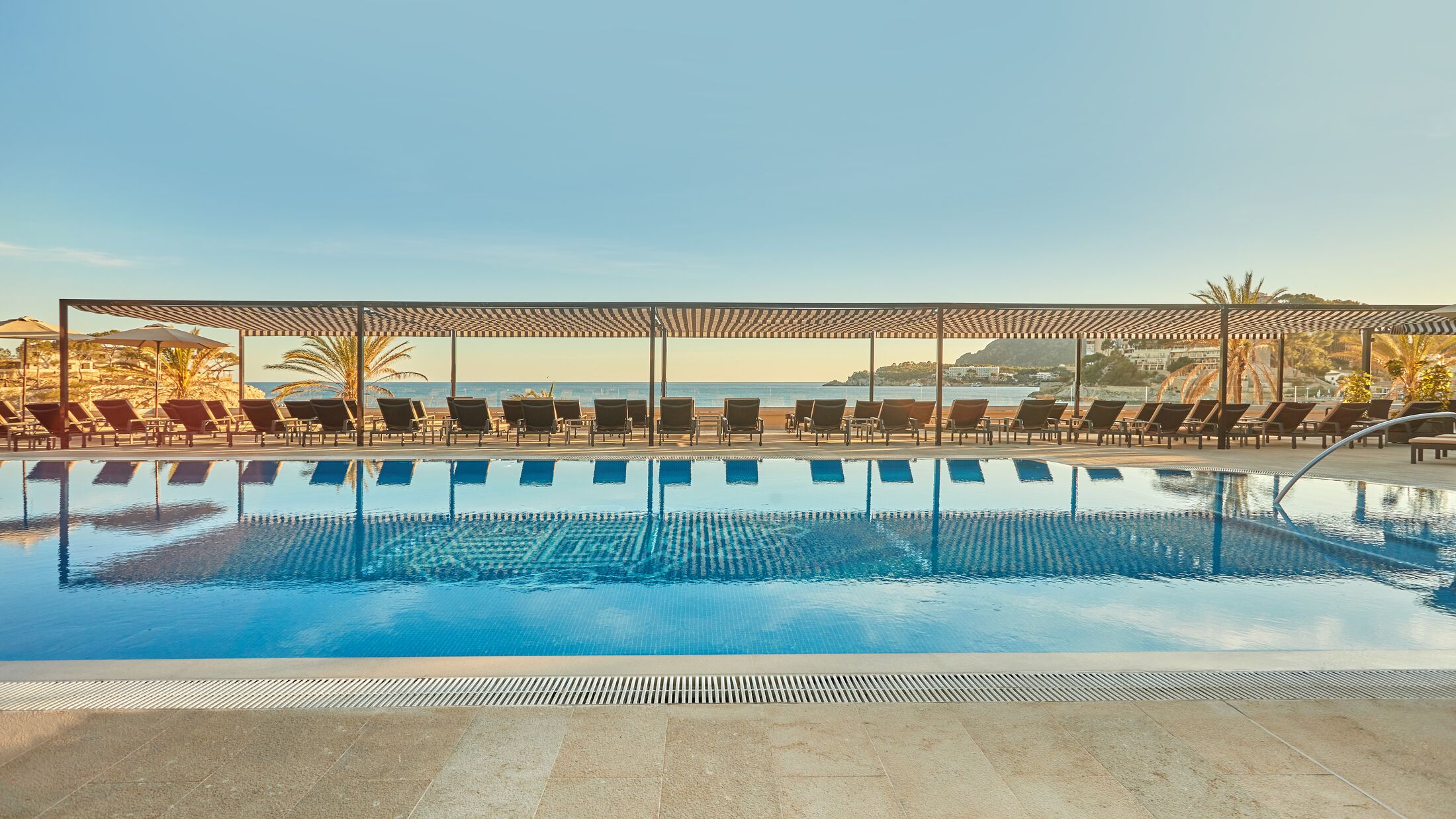 Secrets-Villamil-2023-Main-Pool-004-121828-Hybris