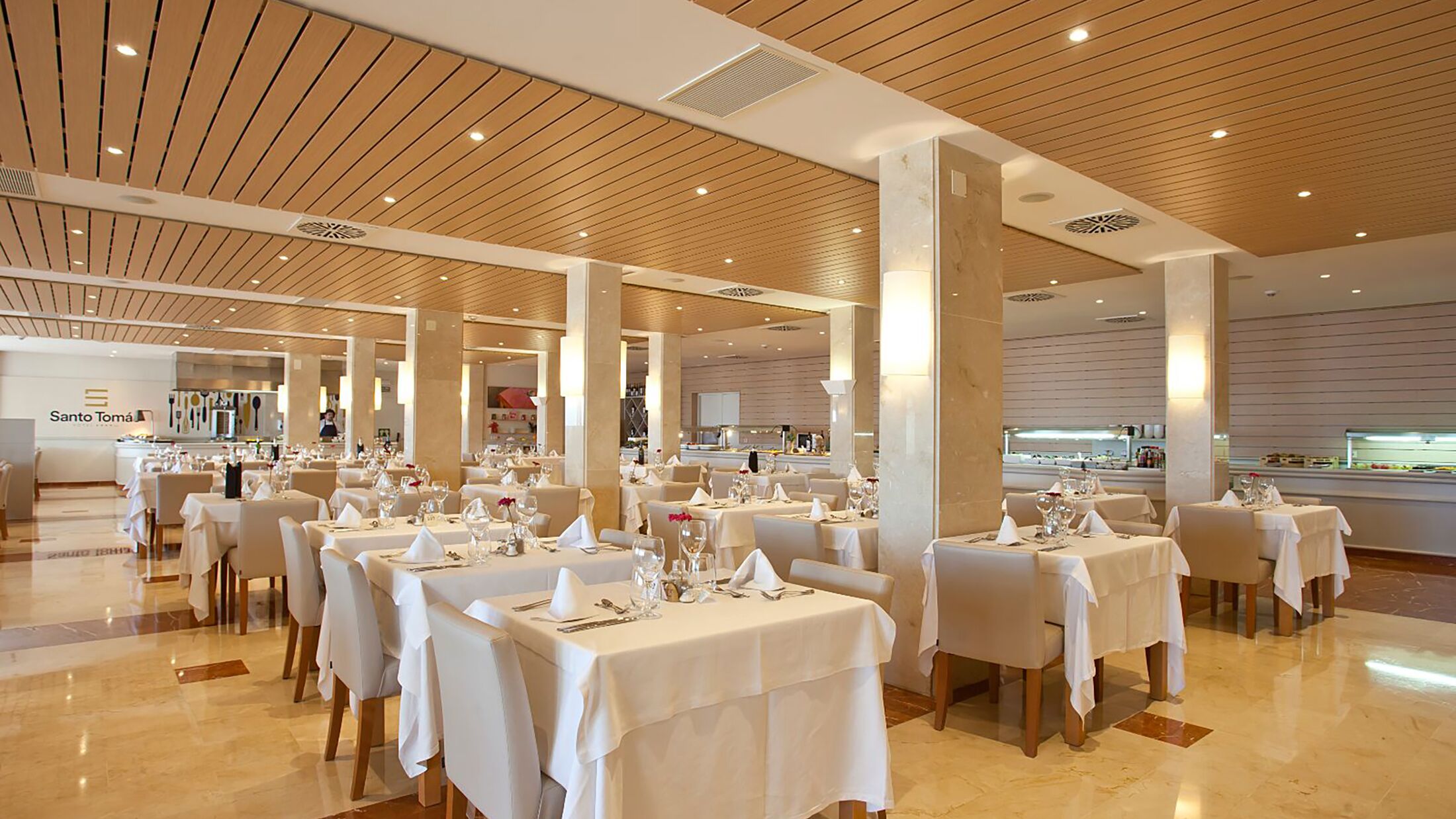 Santo-Tomas-2023-Main-Restaurant-004-102286-Hybris