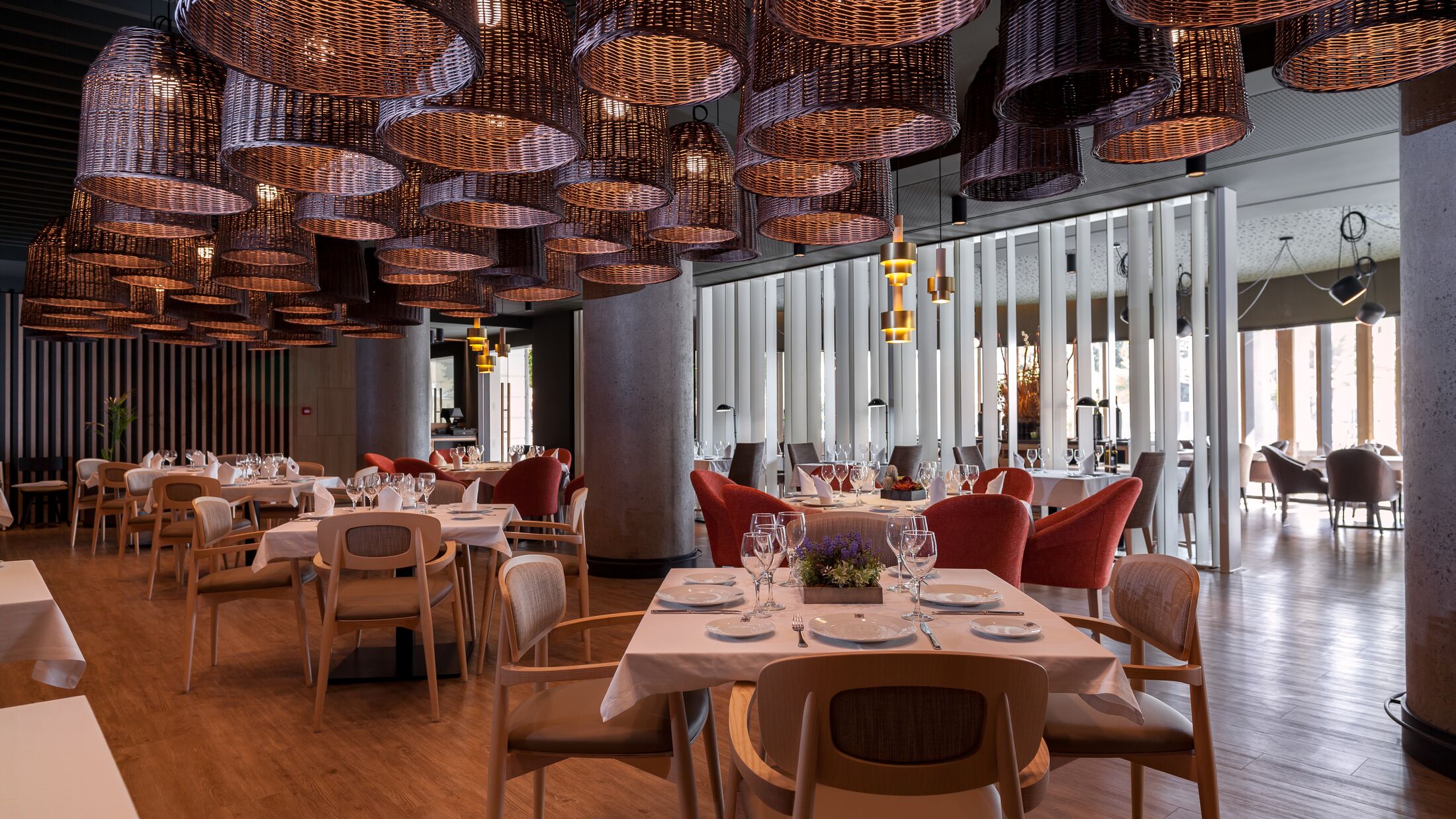 Lopesan-Villa-Conde-2025-Ovo-Restaurant-005-113682-Hybris