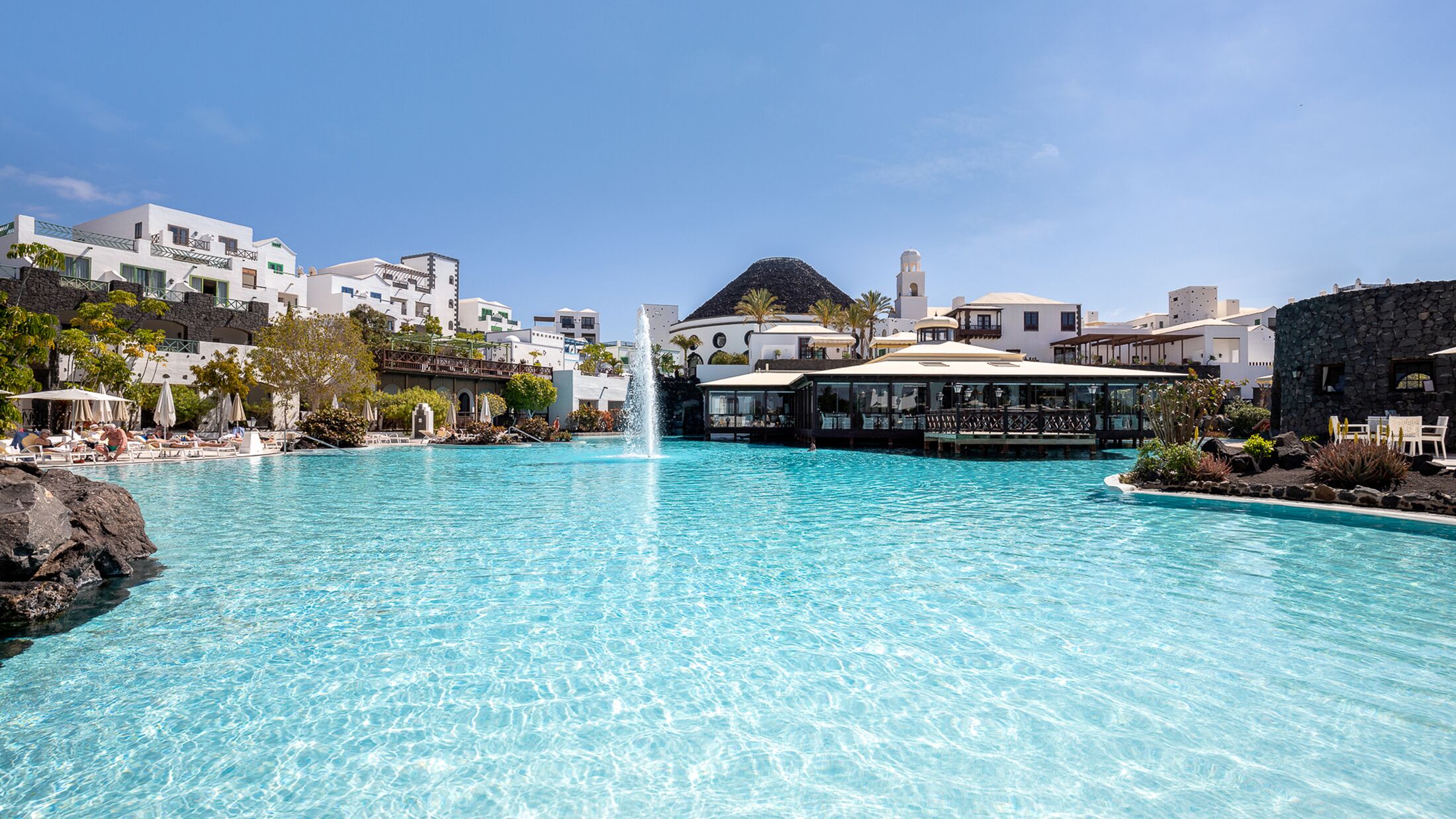 Volcan-2022-Swimming-Pool-010-109733-Hybris