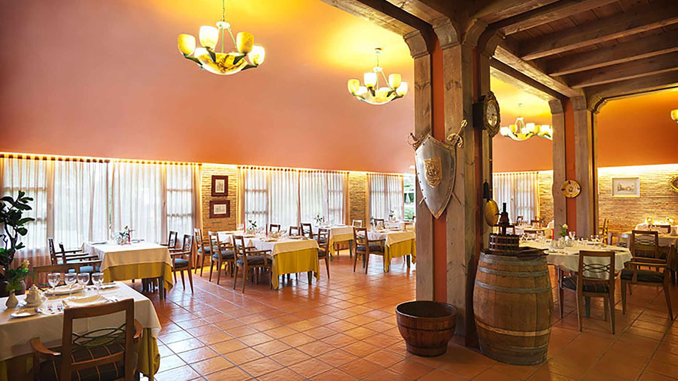 Roca-Nivaria-2024-Burgos-Restaurant-001-114381-Hybris