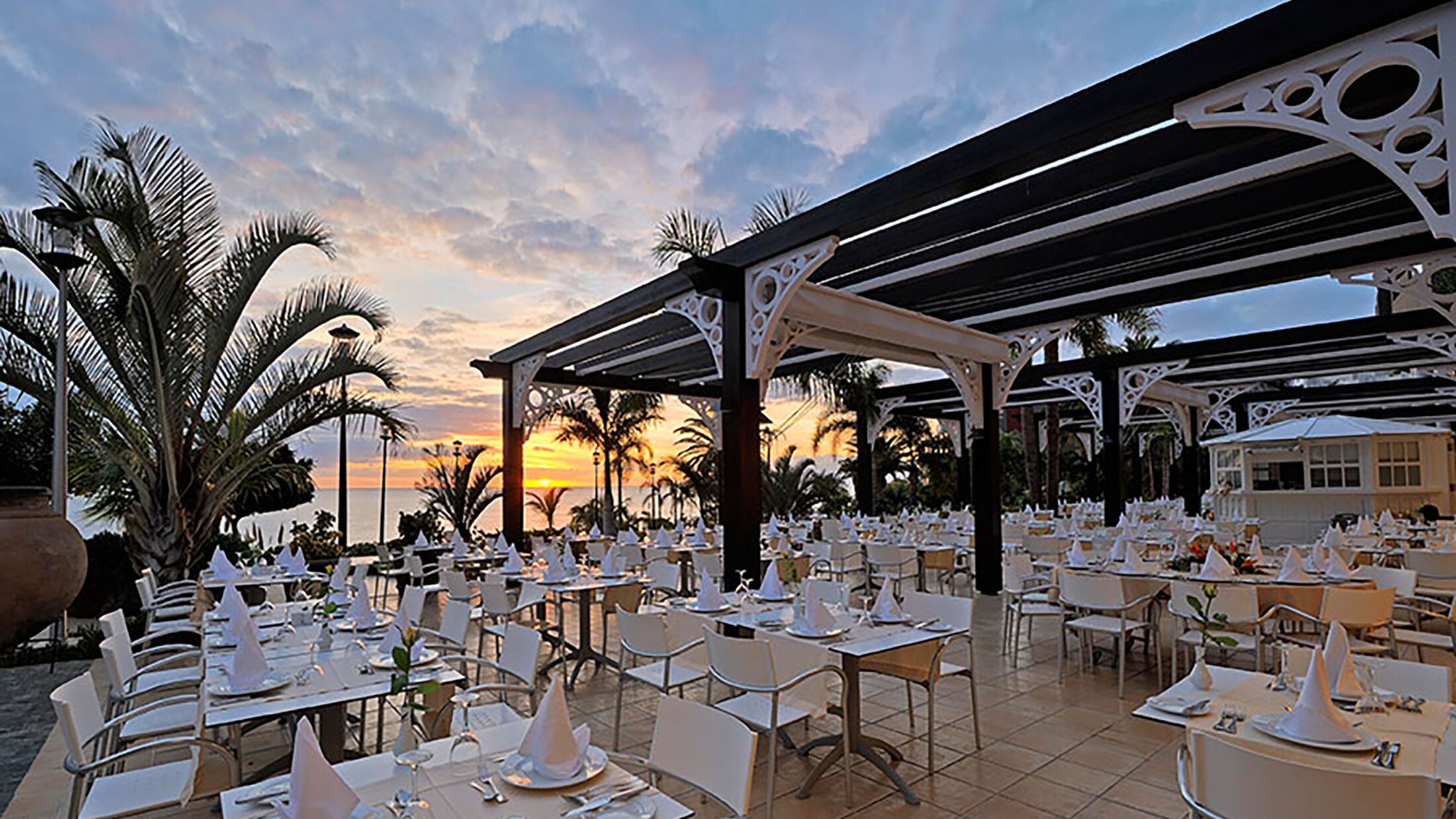 Roca-Nivaria-2024-Garoe-Restaurant-001-114381-Hybris