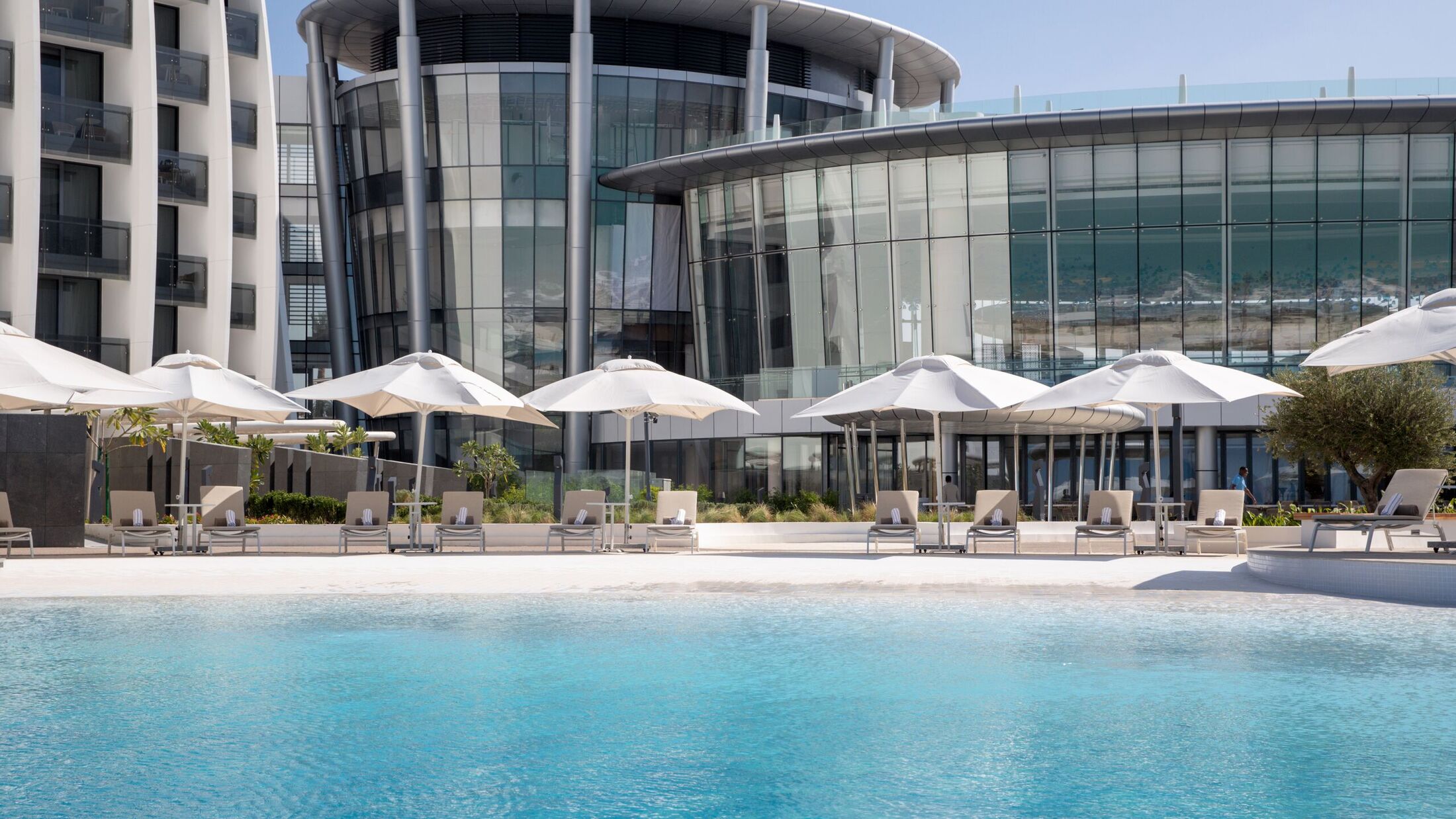 Jumeirah at Saadiyat Island Resort - Pool View Sep21-Hybris