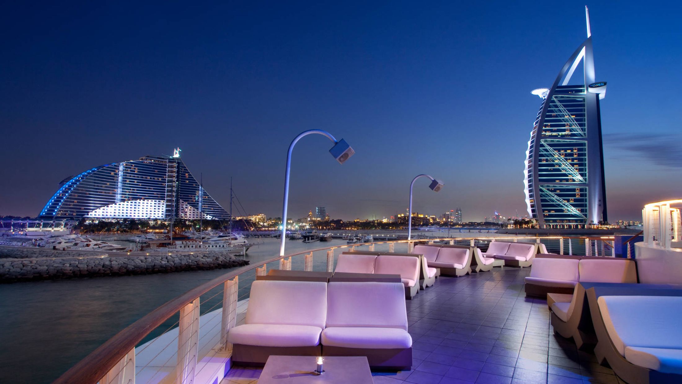 Transfer From Dubai Airport To Jumeirah Beach Hotel Transfer From Dubai Airport To Jumeirah Beach Hotel
