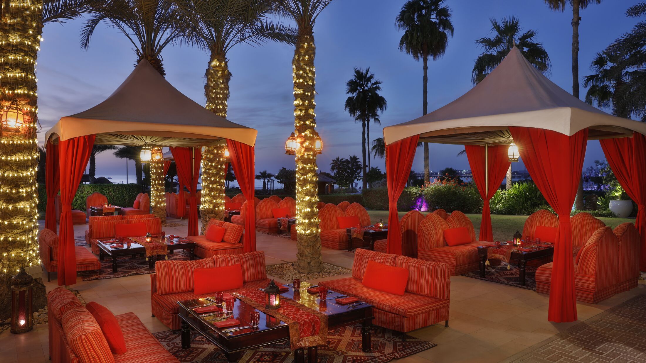 Ritz-Carlton-Dubai-2021-Amaseena-Restaurant-001-107997-Hybris