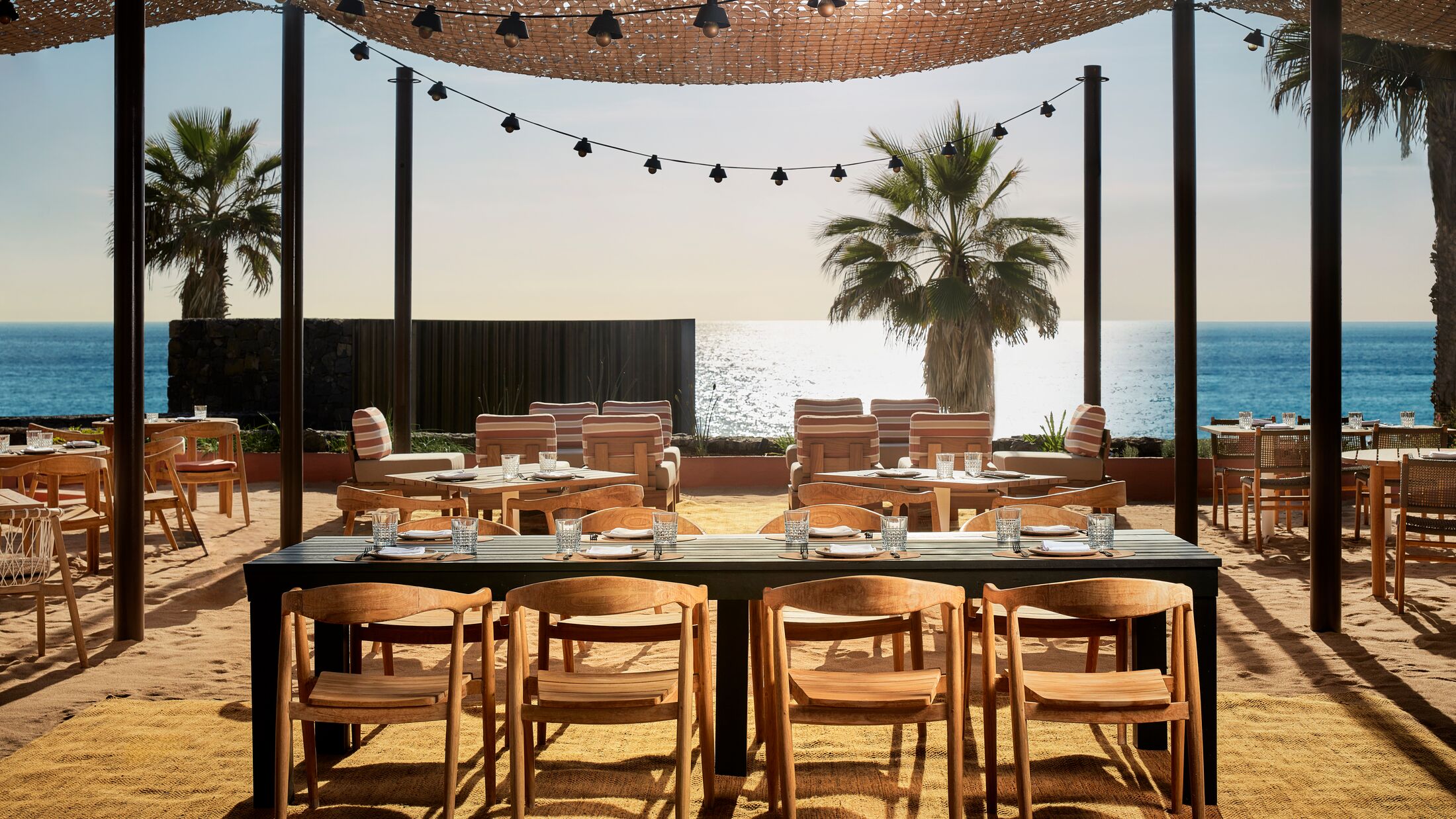 Tivoli-La-Caleta-2024-SEEN-Beach-Club-Restaurant-001-121873-Hybris